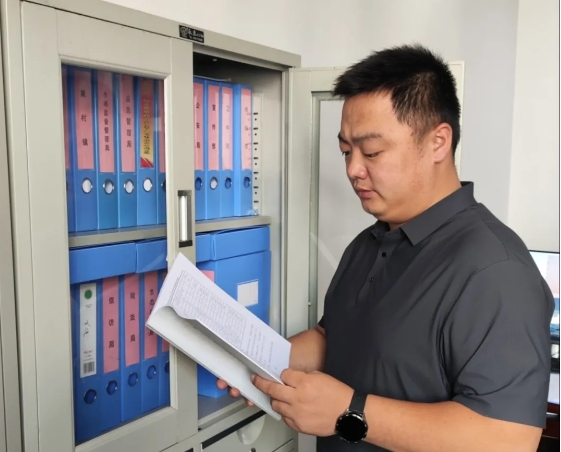 以实干担当书写奋进篇章——记吕梁汾阳市委政法委张克光同志