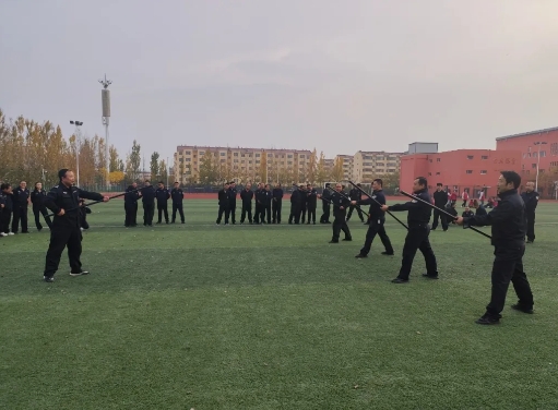 锤炼实战技能，守护一方平安——吕梁岚县公安局全体民辅警开展警务实战技能训练