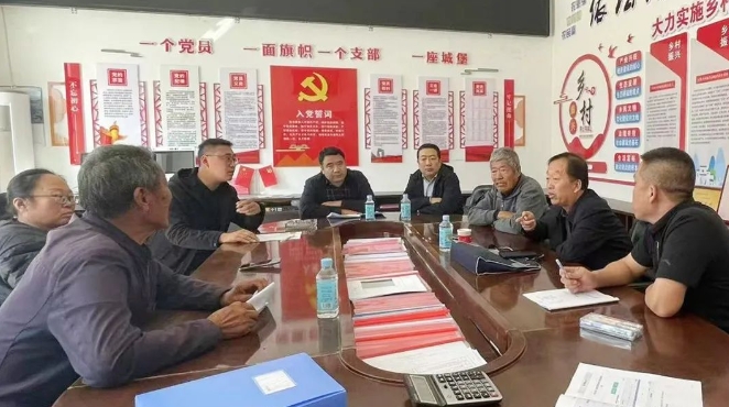 吕梁临县项目推进中心：慰问驻村工作队走访困难户