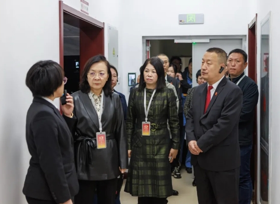 太原尖草坪区人大常委会主任赵晓红一行莅临尖草坪区法院调研指导平安建设专项工作