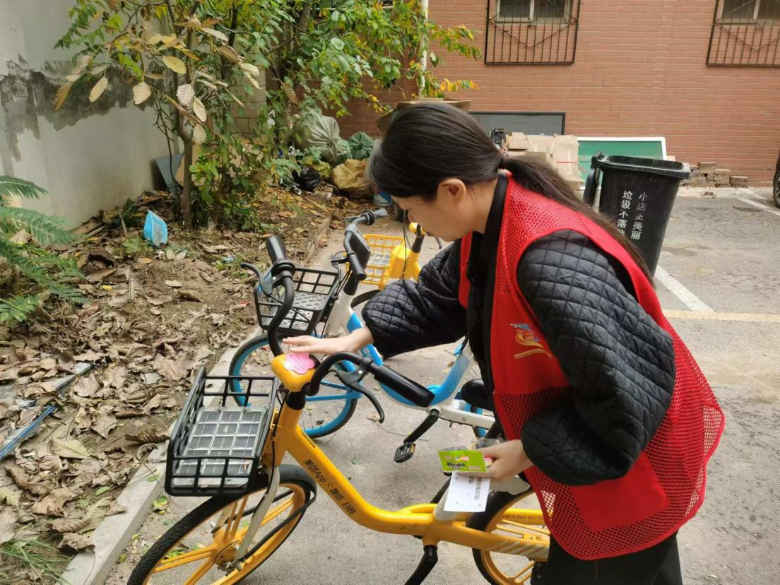 太原小店区平阳路街道：小小便签，“骑”出文明新风尚