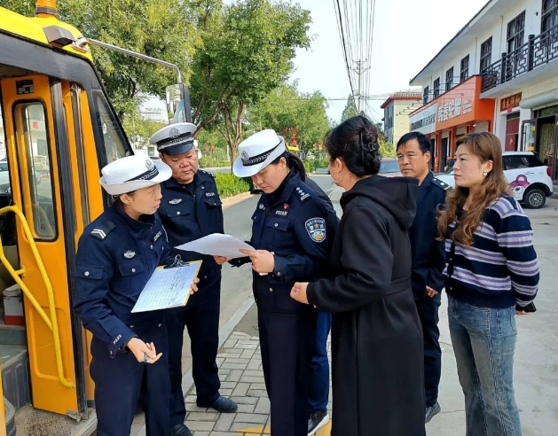 运城盐湖公安交警：校车安全“大体检”，隐患排查保安全