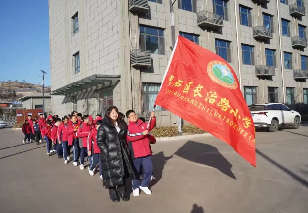 情暖寒冬 探寻热源——吕梁离石区长治路小学走进市供热集团有限责任公司社会实践活动