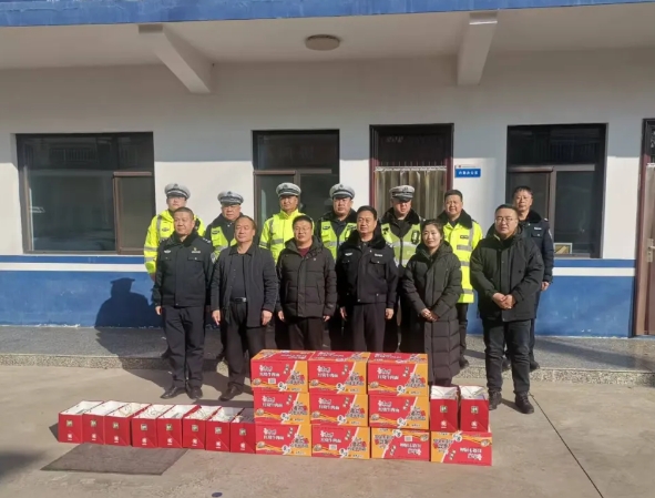 临汾安泽：节日送慰问  致敬警察节