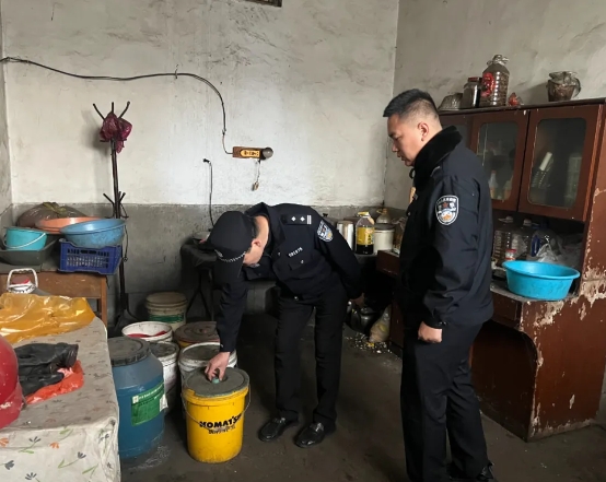 运城河津市公安开展闲置院落大排查  为辖区安全“加把锁”