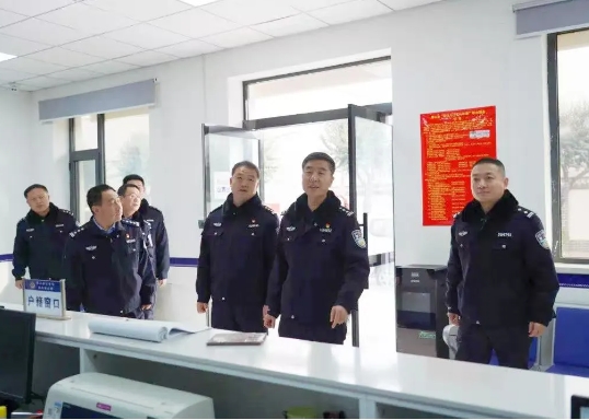 运城稷山公安：走访慰问送关怀  岁寒情深暖警心