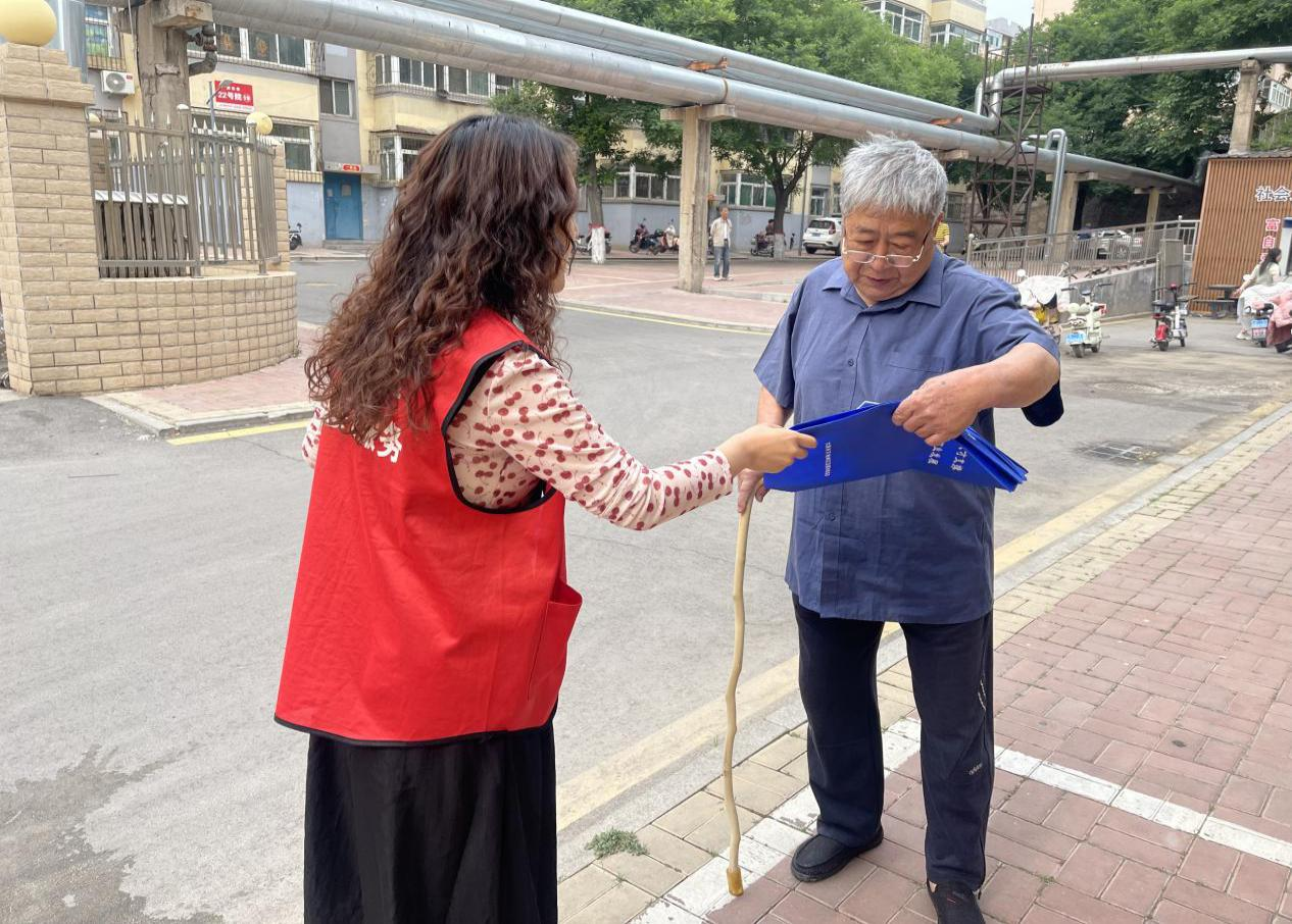 太原万柏林区和平街道开展节约粮食主题宣传活动