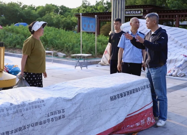 太原小店区：多部门联动  专项整治汾东文体广场非法营利性经营活动