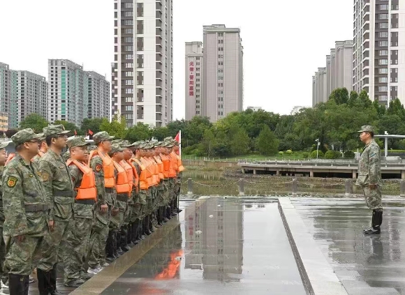 太原小店区各单位：闻汛而动  筑牢防线  全力以赴应对强降雨