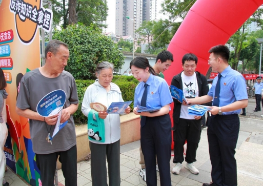 太原万柏林区检察院：反诈宣传零距离，守好群众“钱袋子”