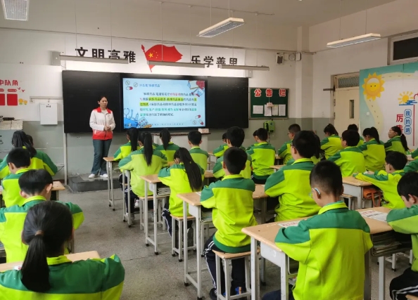 太原小店区南内环街一社区：平安“前哨”奏响社区“幸福曲”