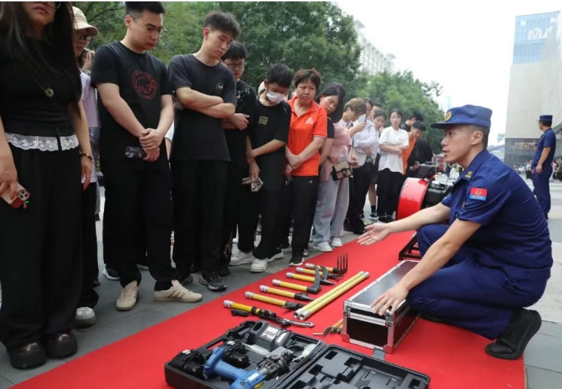 “七新”商道论坛之消防篇——柔执善治·安商汇企  共筑商圈安全发展新生态活动成功