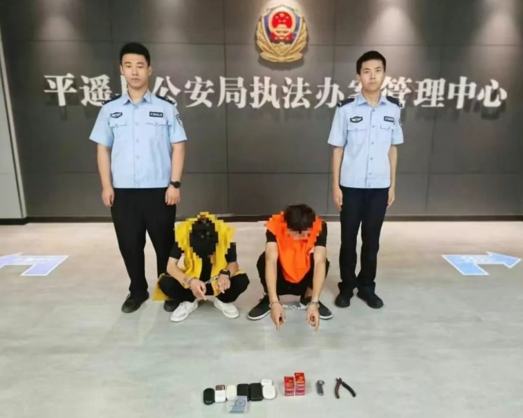 半挂车玻璃“哐当”碎？晋中平遥公安：莫慌！手铐已“焊”在贼腕上