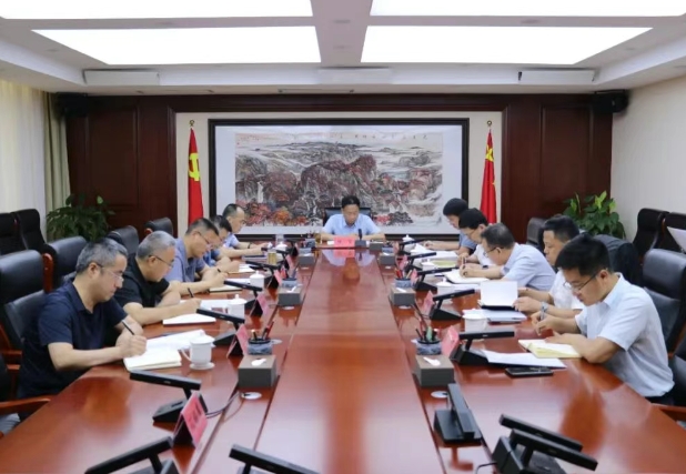 晋中灵石县委常委会召开会议 