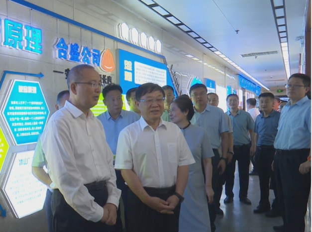 山西省政协主席张春林在灵石县调研