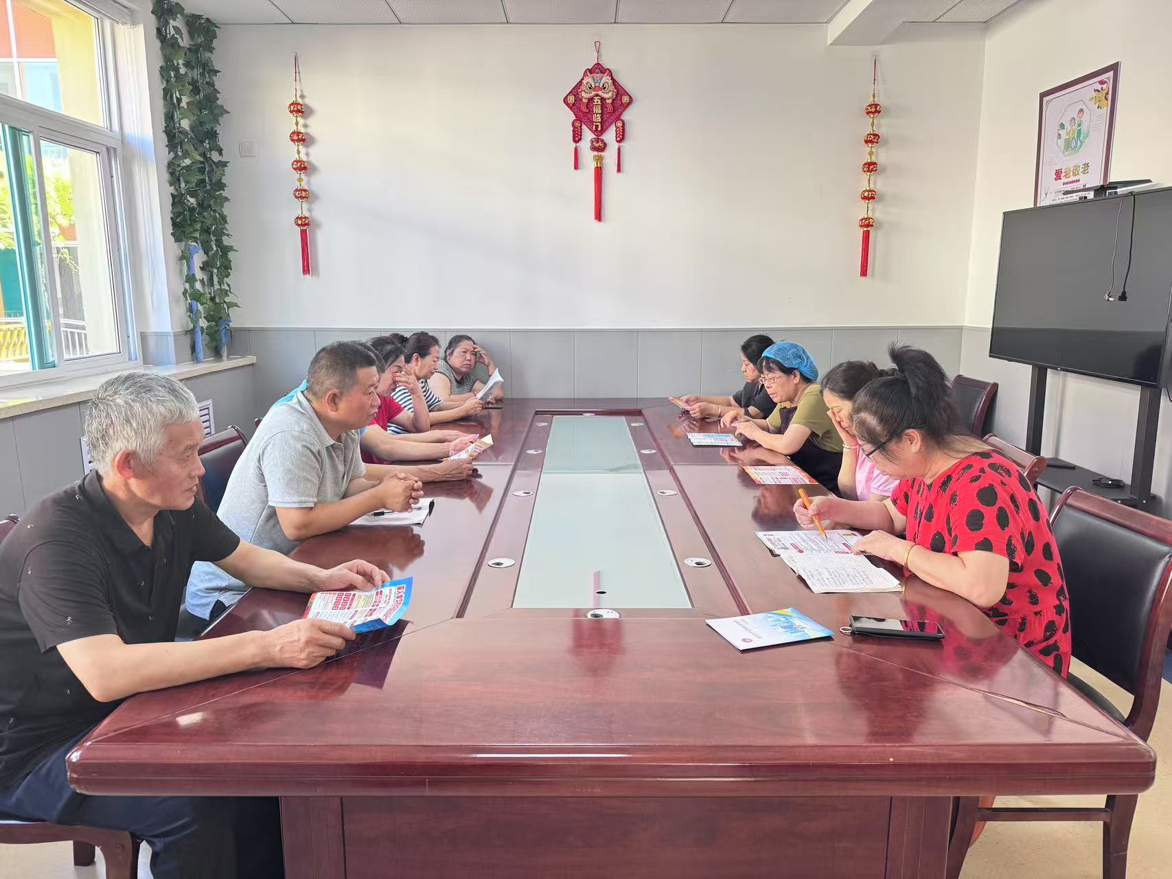 太原万柏林区西铭敬老院开展筑牢夏季安全线，防噎研习护安康培训