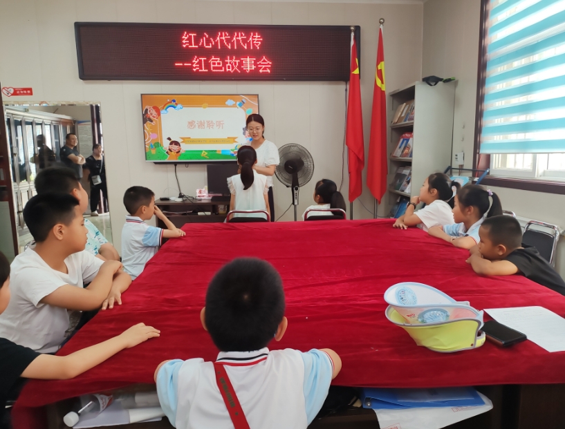 传承红色基因  赓续精神血脉——太原杏花岭区北大街西社区举办“红心代代传”红色故