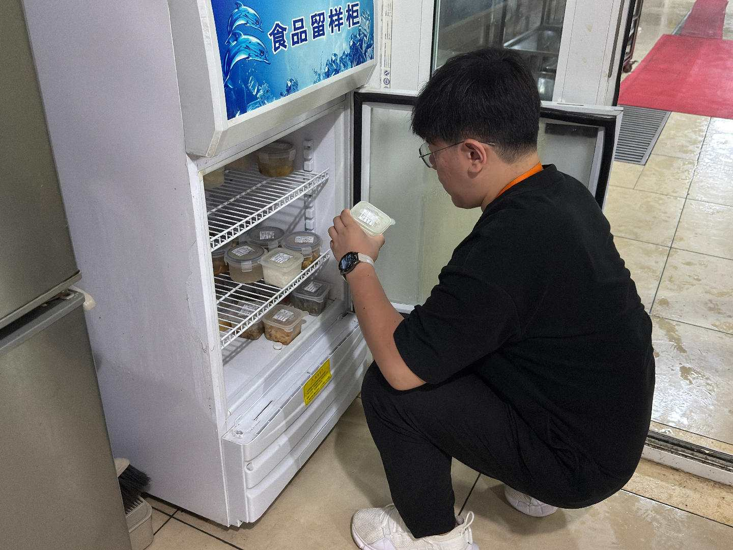 太原万柏林区民政局：“食药”双检双促　筑牢民政服务机构安全防线