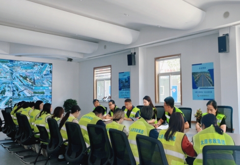 太原市政集团一公司党支部开展“学懂弄通悟精髓  实干笃行蹚新路”主题活动