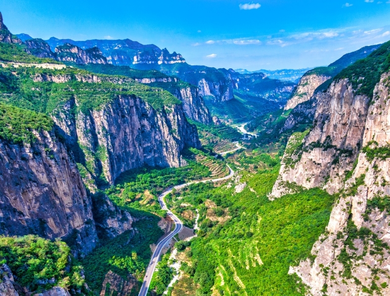 三晋文旅新生态：全域全季全龄融合发展的山西模式