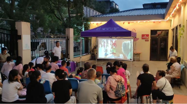 太原杏花岭区巨轮街道：欢乐暑期  光影伴成长