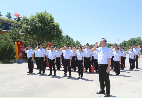 临汾曲沃农商银行：党建引领聚合力  同心同向谱华章