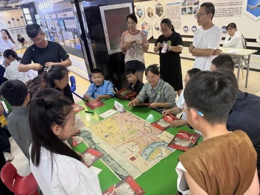 太原小店区图书馆组织开展《丰碑之下》剧本杀活动