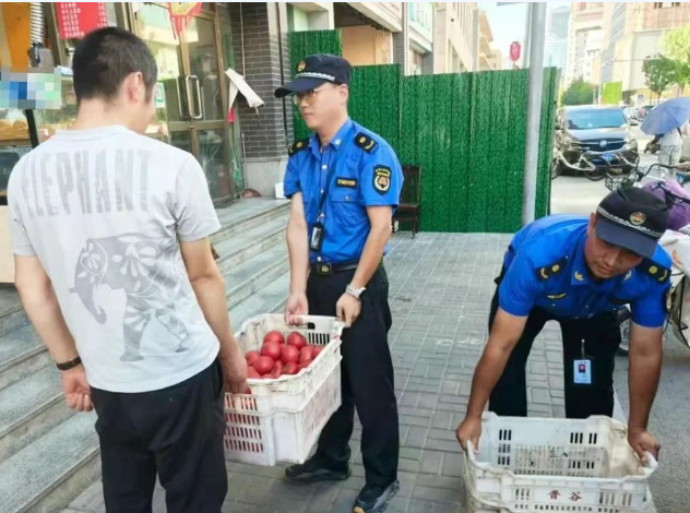 太原迎泽区庙前街道：外摆经营精细化管理，让街巷兼具“烟火气”与“秩序感”