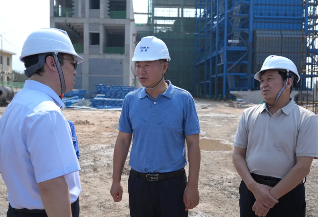 运城河津市委书记孟维君在阳光集团调研项目建设情况