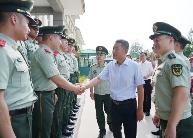 运城河津：孟维君闫乐李希平等市领导集体慰问人武、武警官兵和消防救援人员
