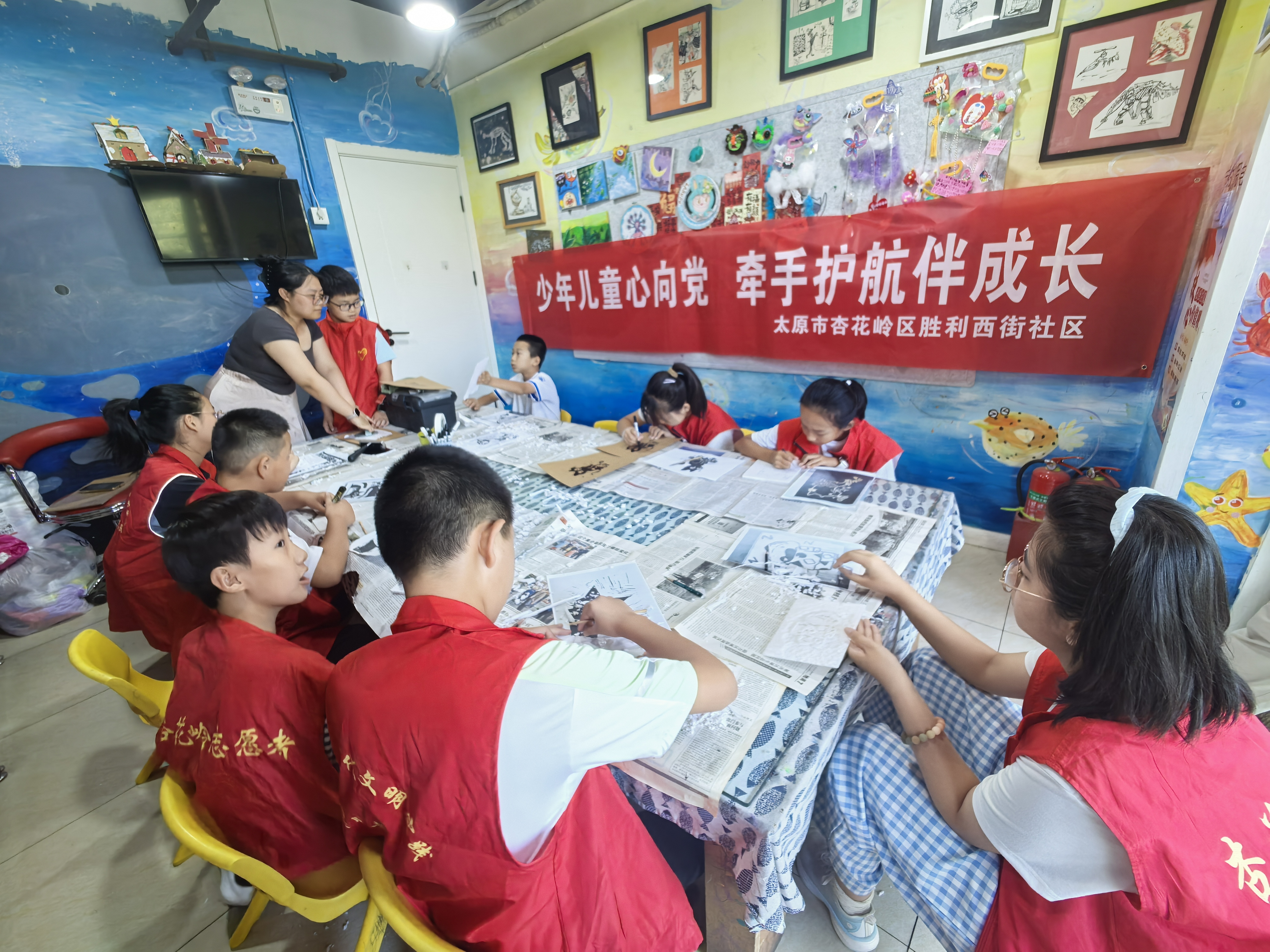 太原杏花岭区巨轮街道：方寸吹塑刻万象  童心印迹传非遗