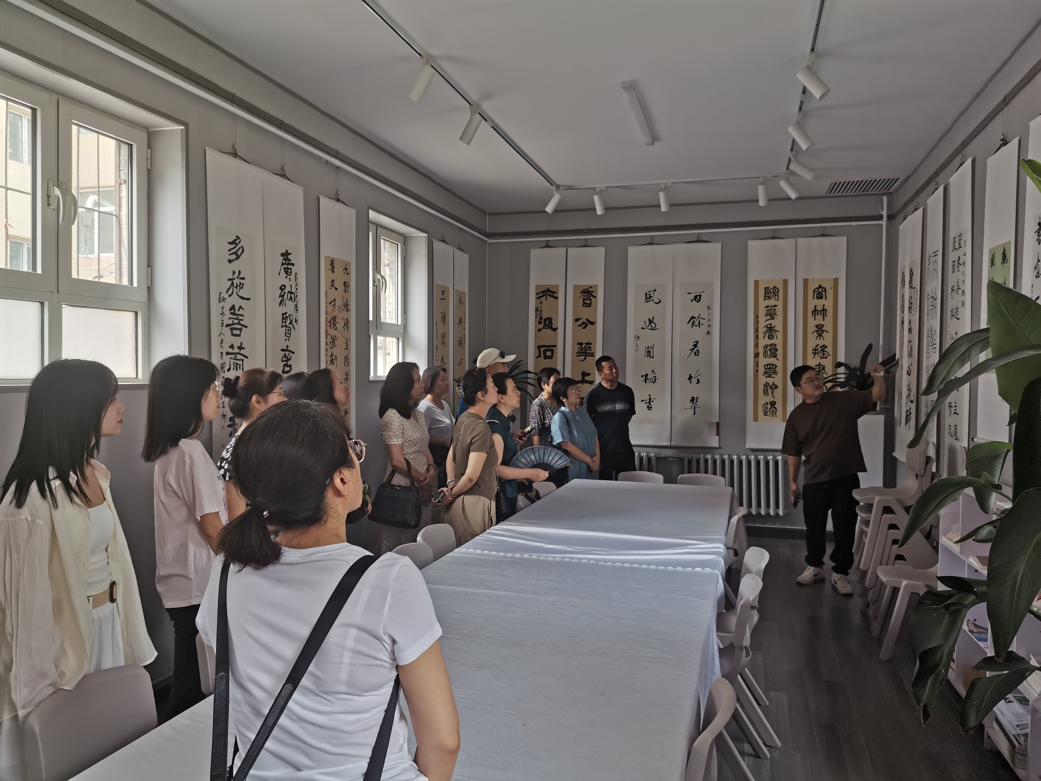 联韵颂贤风华展  艺心赏雅意趣生——太原杏花岭区文物旅游发展中心举办九三学社山西