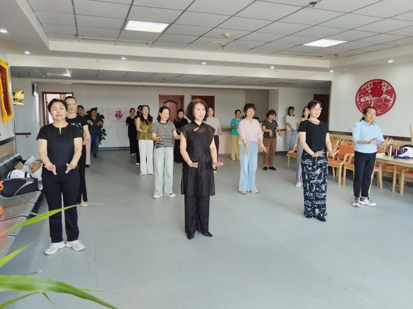 太原万柏林区南寒街道：健身齐分享  一起动起来