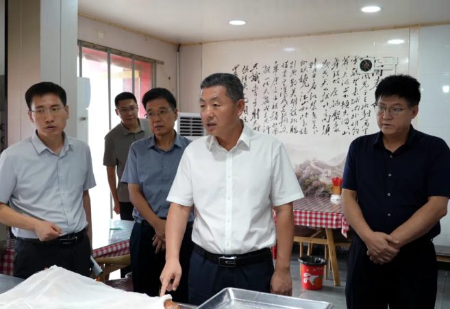 运城河津市委书记孟维君调研市场监管领域工作