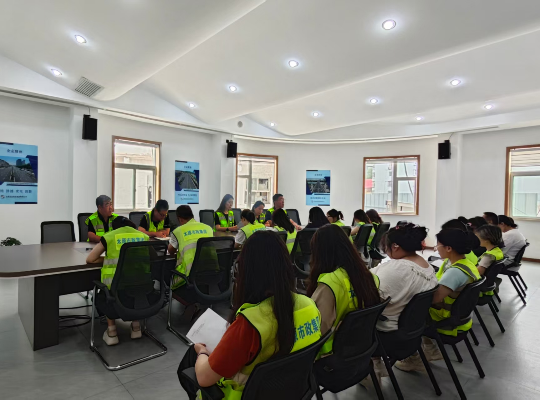 太原市政集团一公司党支部开展“筑牢防汛防线  护航工程建设”主题学习活动