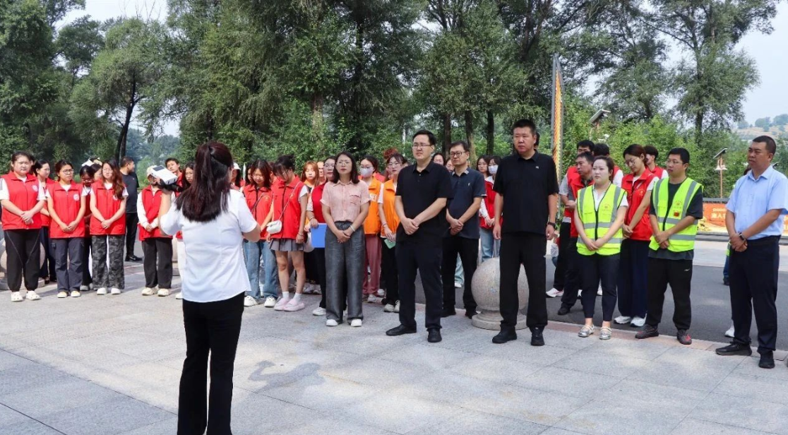 忻州静乐县开展“绿色梦、青春梦、中国梦”主题宣传实践活动