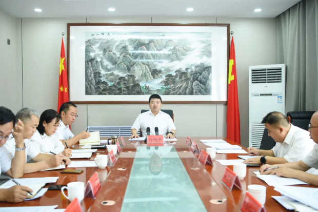 吕梁市住建局党组理论学习中心组（扩大）开展2025年第19次集体学习