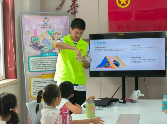 太原万柏林区：小“物”藏巧思  心“手”筑绿意