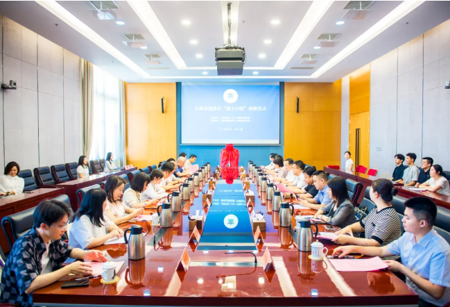 北京大学与团市委、太原迎泽区成功签约