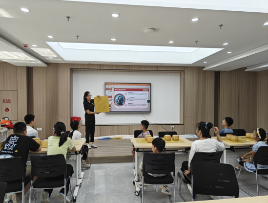 太原万柏林区小井峪街道：传承围棋文化  启迪少年智慧