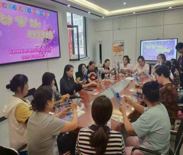 太原万柏林区西铭街道：文明实践添活力，邻里共织浪漫时光