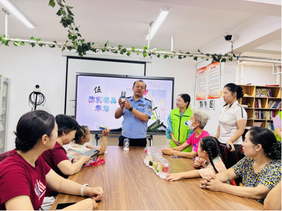 河南:郑州“花”点时间,在社区与禁毒不“七”而遇435.png
