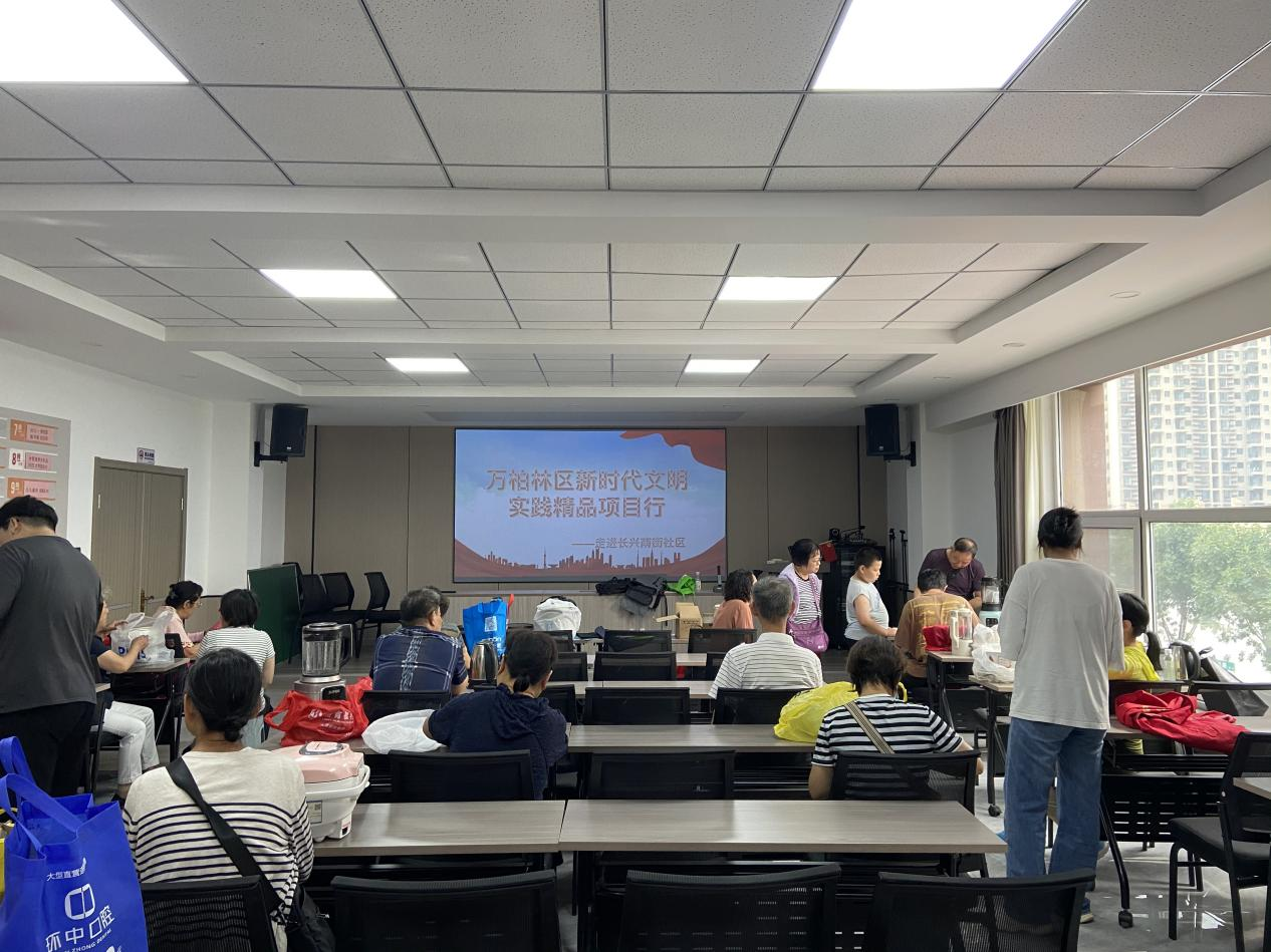 太原万柏林区长兴南街社区：实训基地精品项目落地 “扳手青年”进社区免费维修家电解