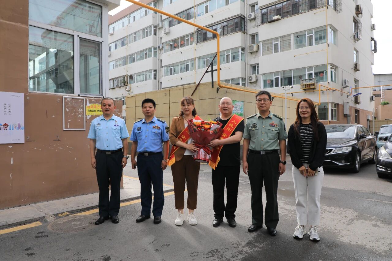 太原小店区：军地同屏共庆荣耀时刻