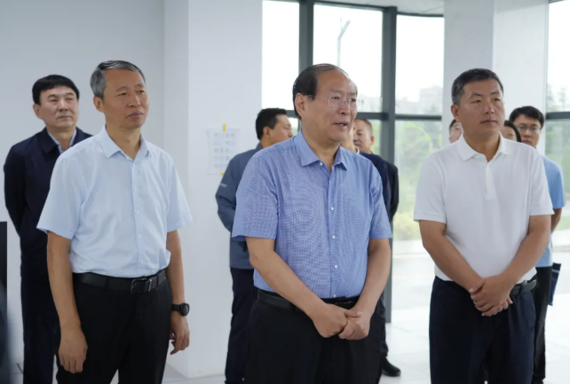 山西省人大常委会副主任张志川带队来河津市开展执法检查