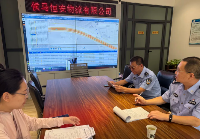 强监管  除隐患——临汾公安交警全面排查“两客一危”企业安全风险