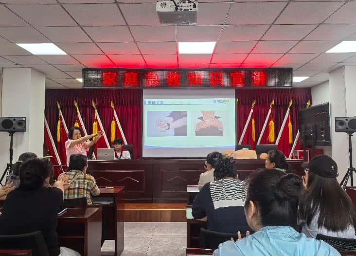 太原万柏林区千峰街道：关爱生命“救”在身边