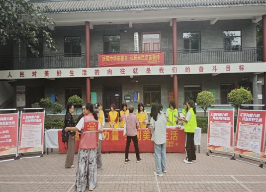 太原万柏林区：慈善浸润社区  爱心传递万家