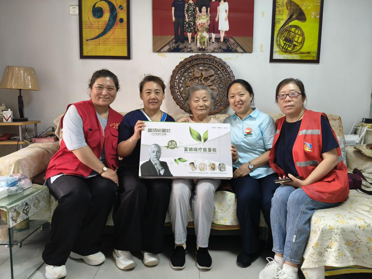 太原万柏林区和平街道前进路北社区：致敬退休教师  传递社区温情