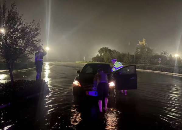 长治公安：他们的守护从不打烊！